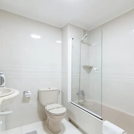 Encantador Piso Con Parking By Apartment Vigo
