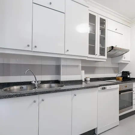 Encantador Piso Con Parking By * Vigo