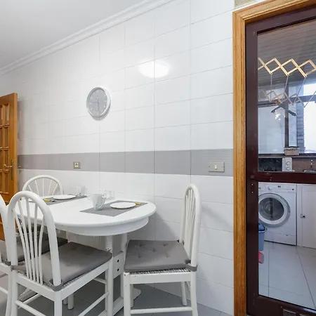 Apartment Encantador Piso Con Parking By Vigo